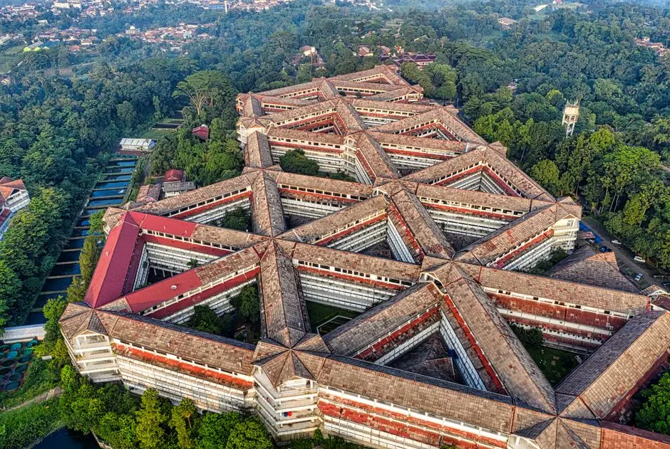 Kos Kampus Hemat: Cerita Mencari Tempat Tinggal Nyaman di Tanah Merah